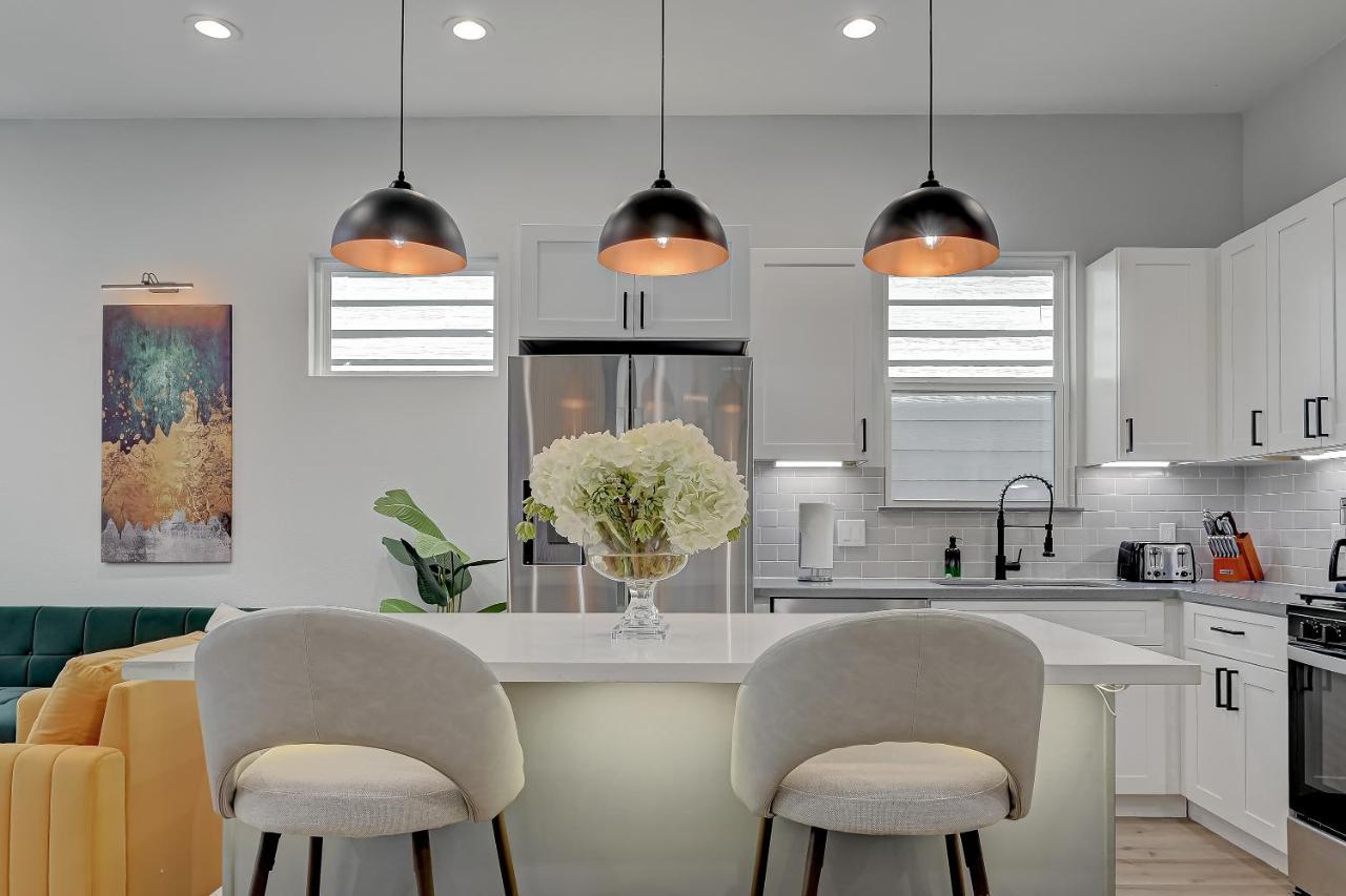 Elegant 3br Haven- Games, Luxury & Lush Garden * Houston